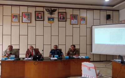 Dinas Sosial, Pemberdayaan Masyarakat dan Desa Kabupaten Solok Selatan Laksanakan Focus Group Discussion (FGD) Finalisasi Peraturan Bupati Tentang Kelembagaan Adat Nagari (KAN)